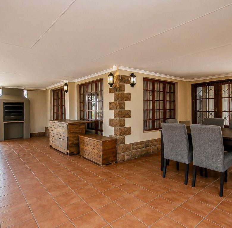 Meerhof, Hartbeespoort | Elegant Double-Storey 3 Bedroom Home in Glenivy Estate