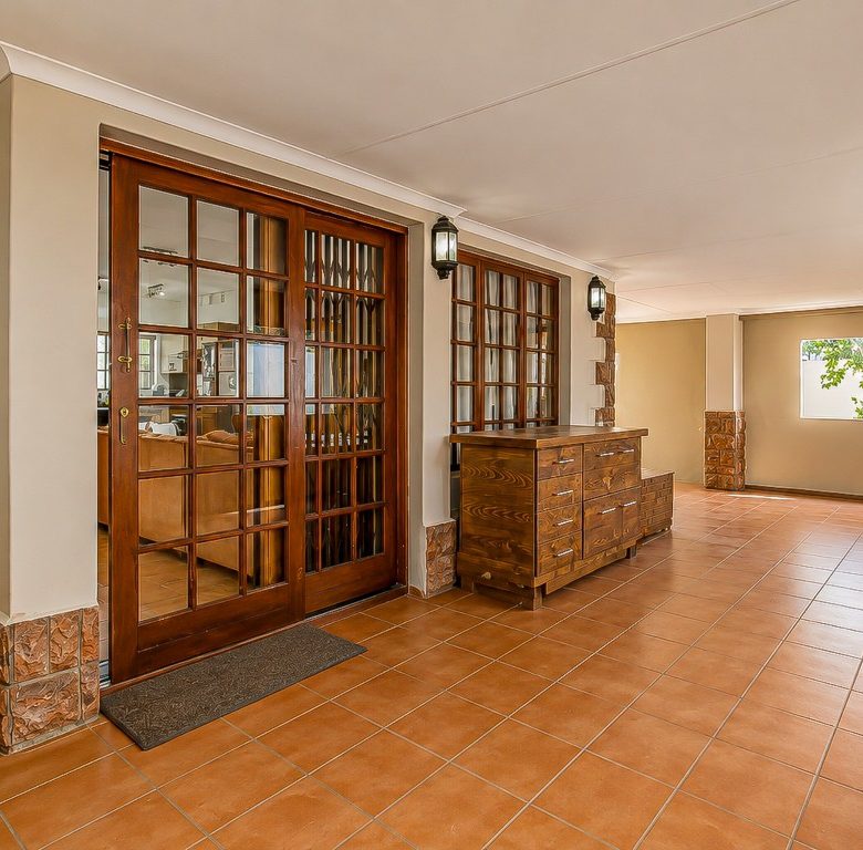 Meerhof, Hartbeespoort | Elegant Double-Storey 3 Bedroom Home in Glenivy Estate