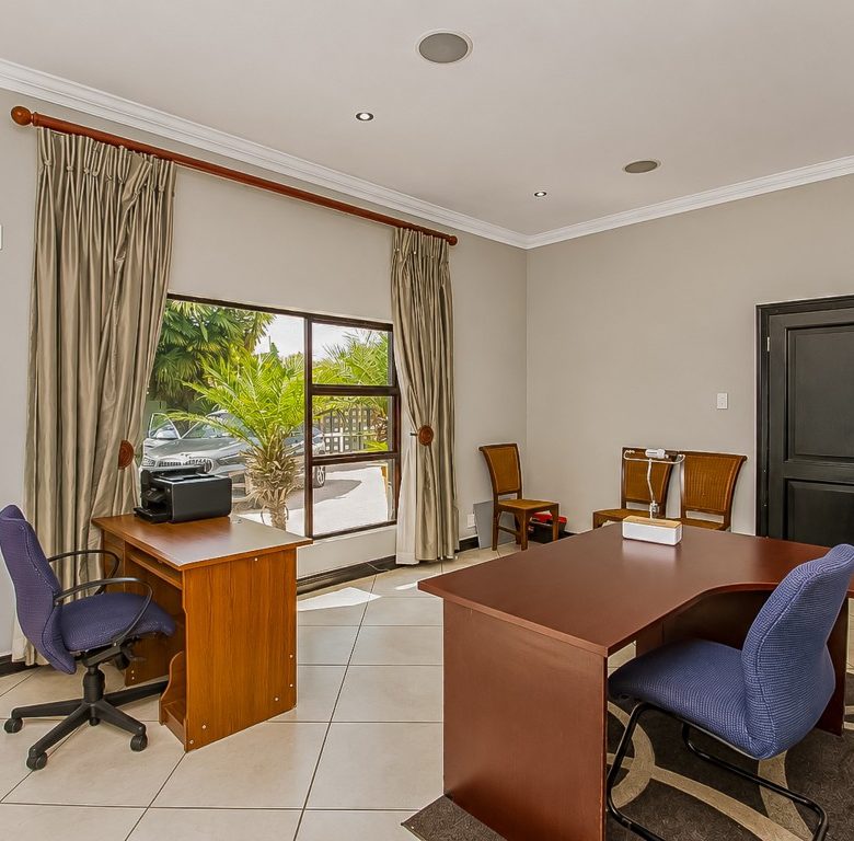 Edenvale | 5 Bedroom Double Storey Home with 3 Flatlets