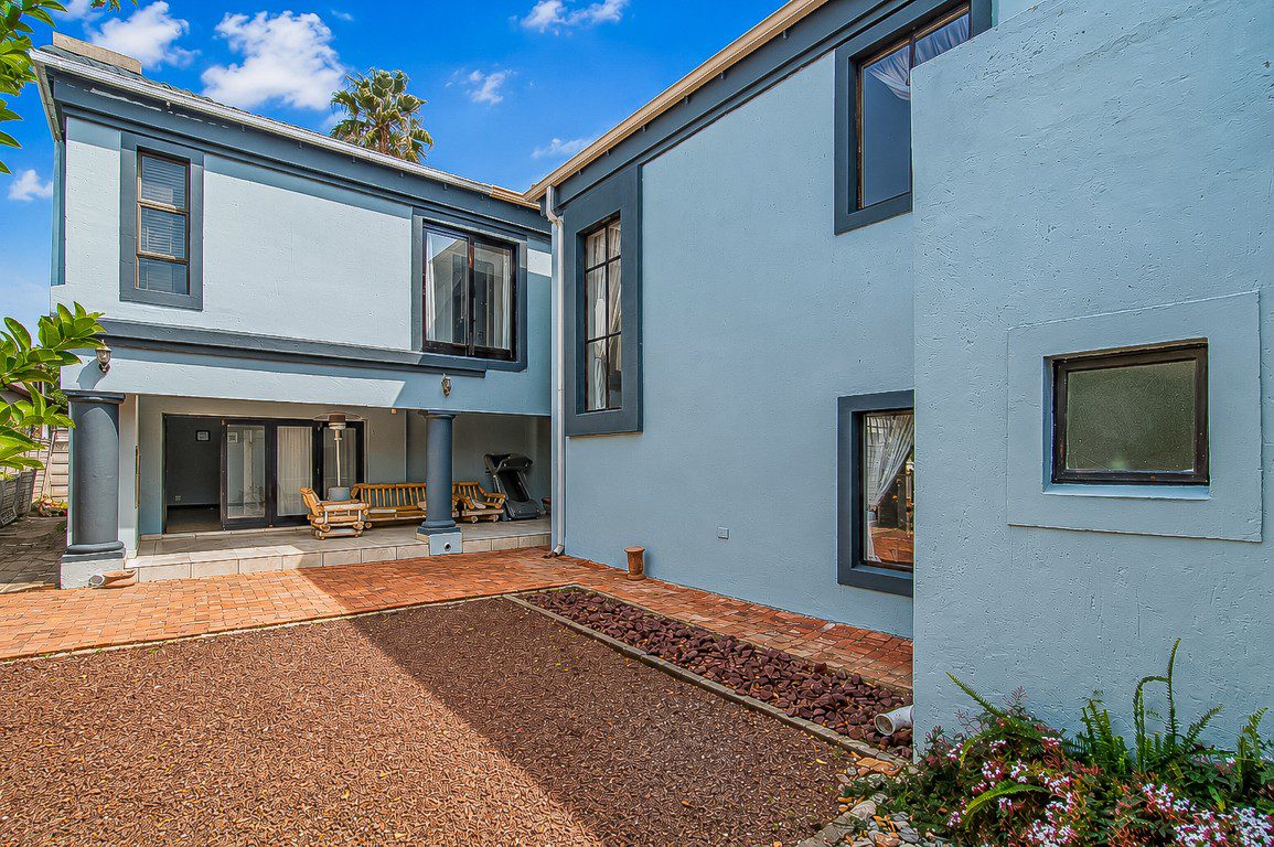 Edenvale | 5 Bedroom Double Storey Home with 3 Flatlets