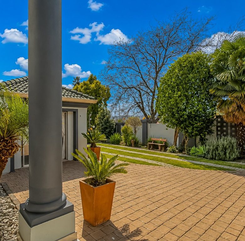 Edenvale | 5 Bedroom Double Storey Home with 3 Flatlets