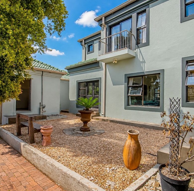 Edenvale | 5 Bedroom Double Storey Home with 3 Flatlets
