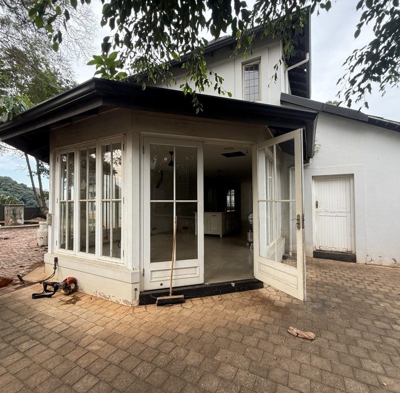 Prime Student Accommodation Development Opportunity 2 min from University of KZN – Manor Gardens / Glenwood, Durban