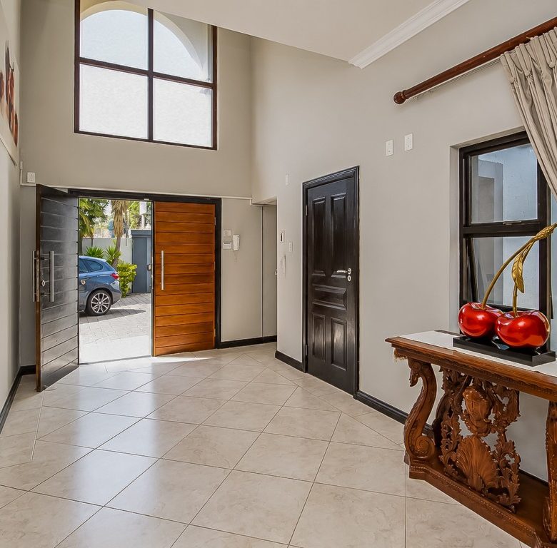 Edenvale | 5 Bedroom Double Storey Home with 3 Flatlets