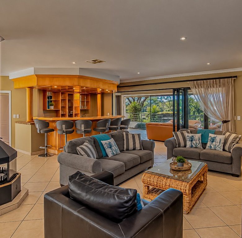 Hartbeespoort | Prestigious 4 Bedroom Golf Estate Home