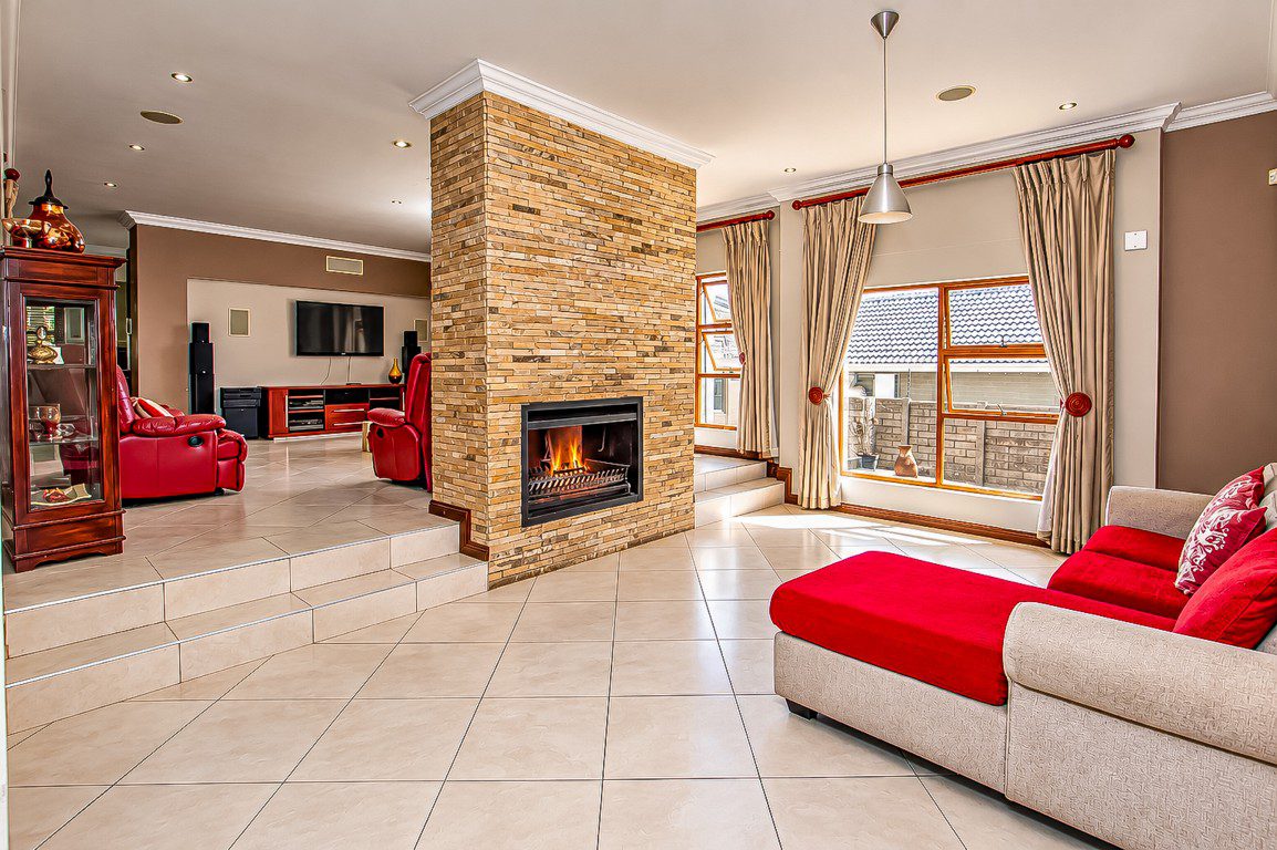 Edenvale | 5 Bedroom Double Storey Home with 3 Flatlets