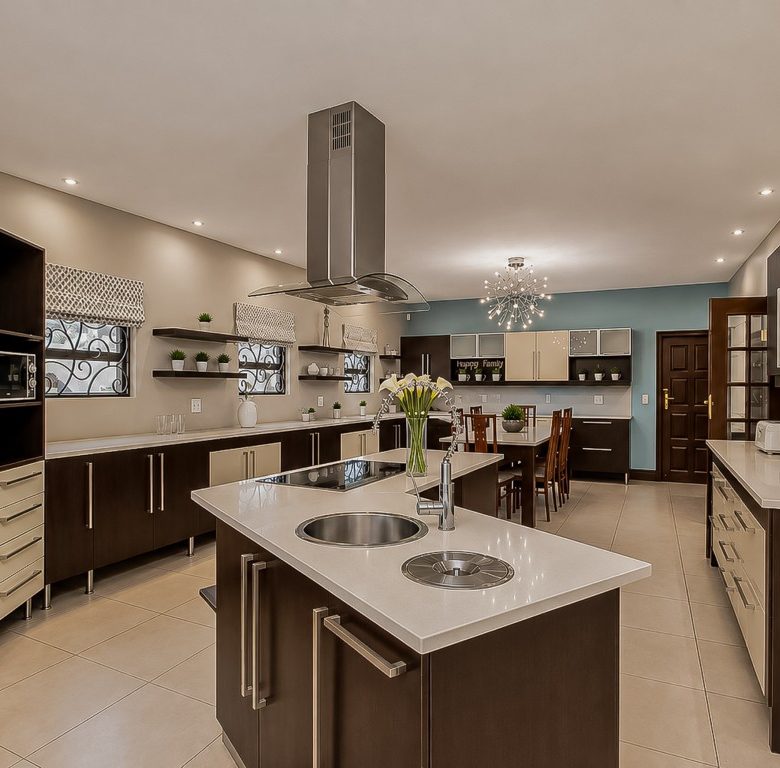 Lakefield, Benoni | 5 Bedroom Luxury Full-Title Home