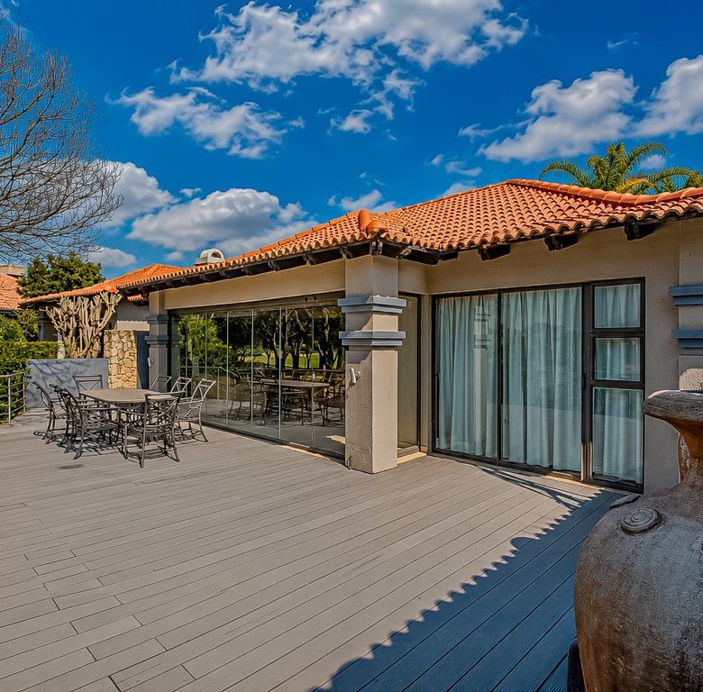 Hartbeespoort | Prestigious 4 Bedroom Golf Estate Home
