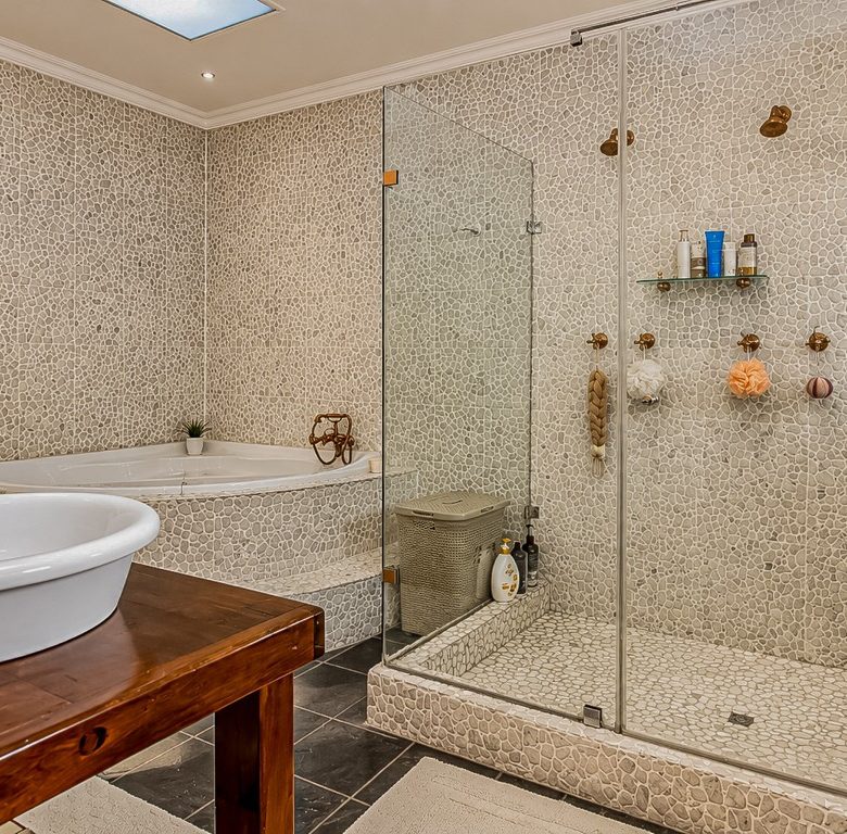 Van Riebeeck Park, Kempton Park | 4-Bedroom Full-Title Family Home