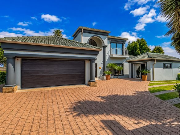 Edenvale | 5 Bedroom Double Storey Home With 3 Flatlets