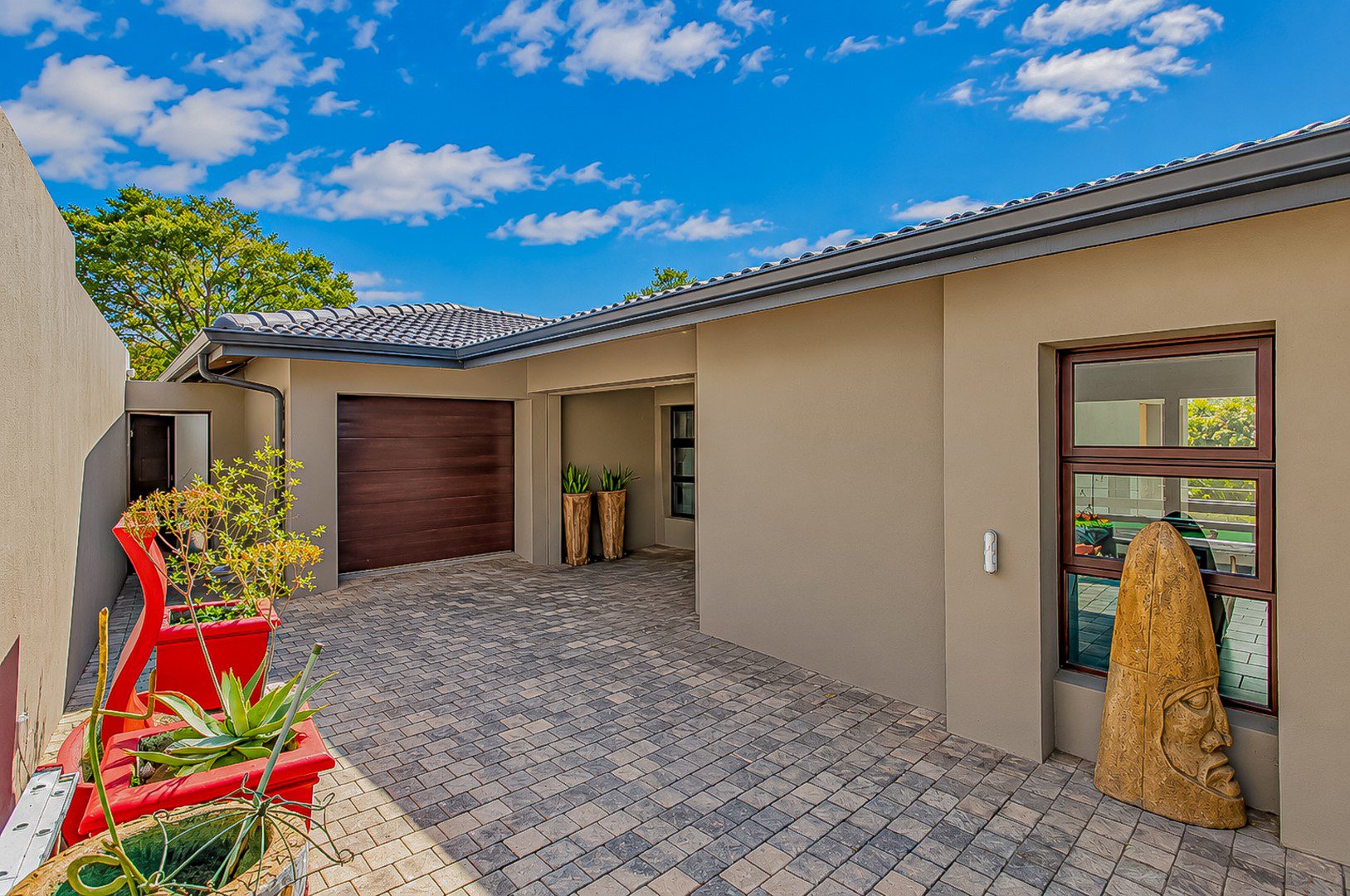 Northcliff | Prestigious 4 Bedroom Full-Title Residence