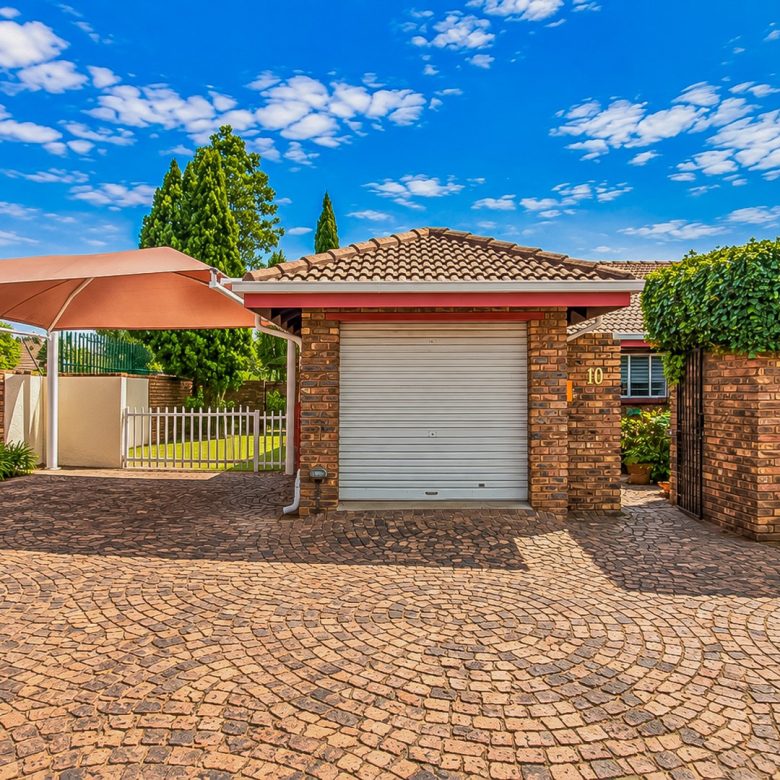 Mayfield Park | Neat 2-Bedroom Cluster Home
