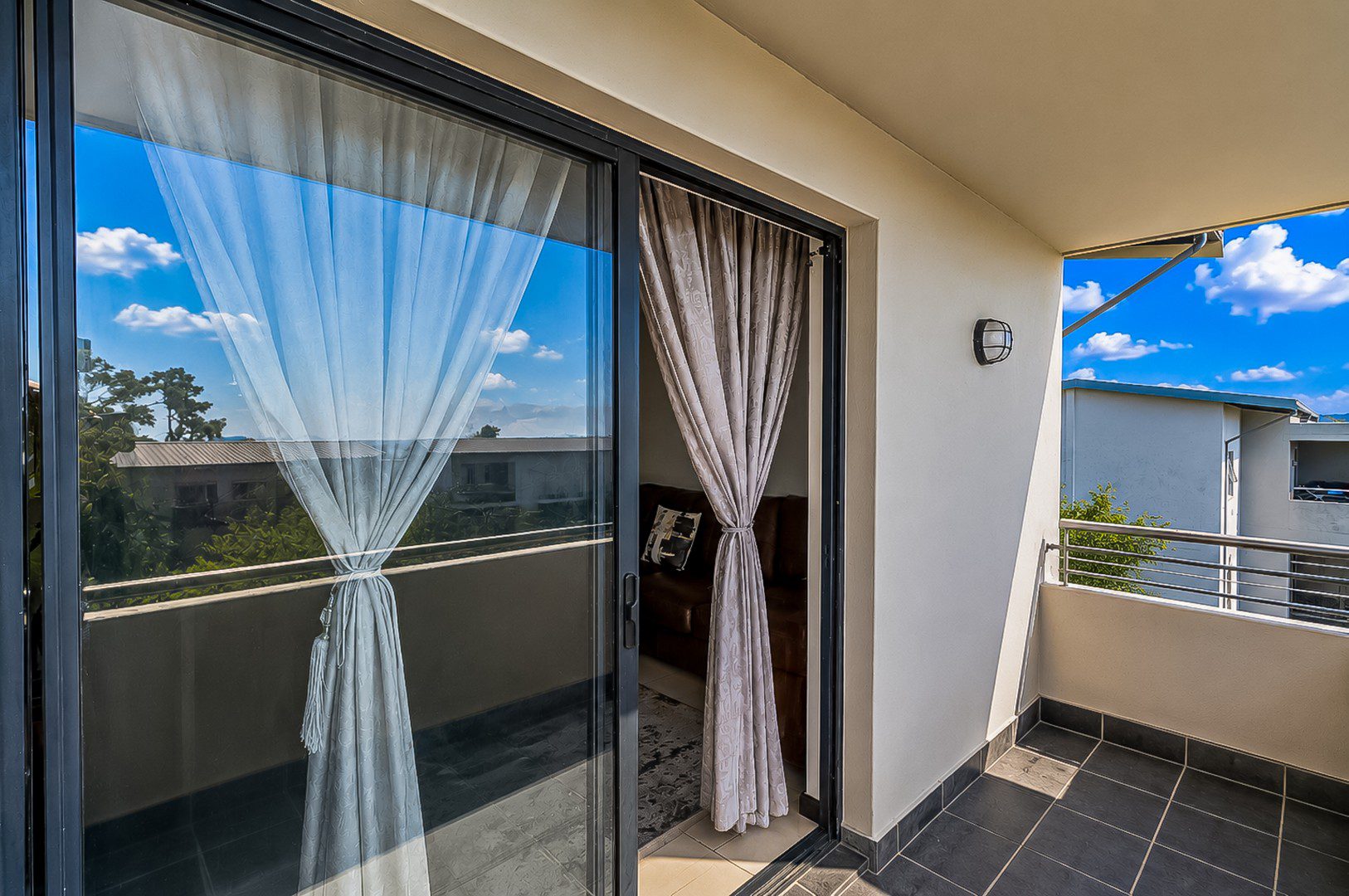 Randburg | Pristine 2-Bedroom Sectional Title Apartment