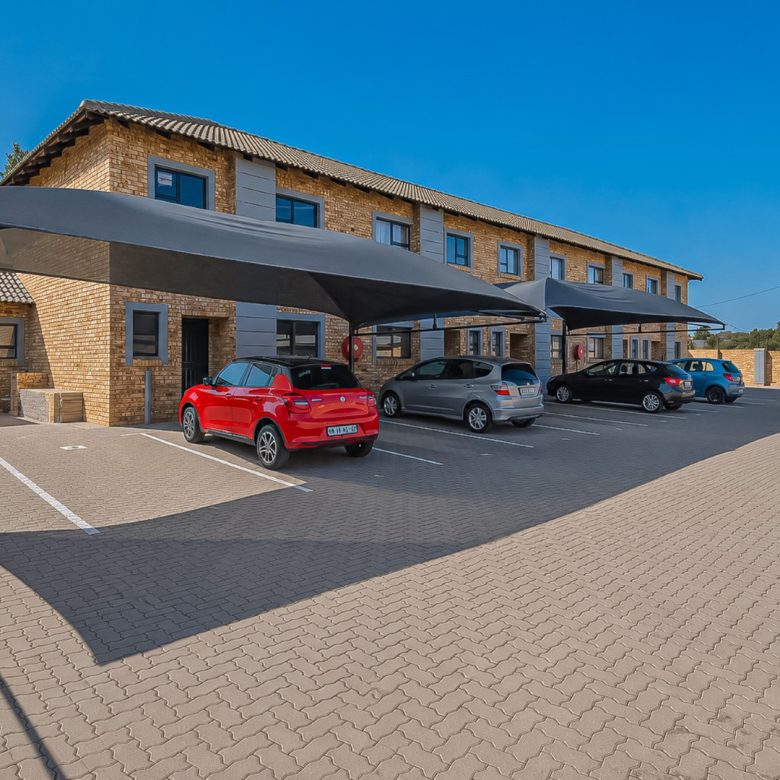 Brackendowns | Modern 3 Bedroom Duplex