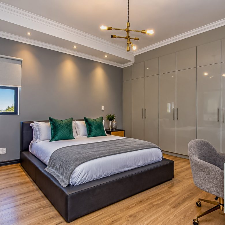 Hartbeespoort | Waterfront 5 Bedroom Home in The Islands Estate
