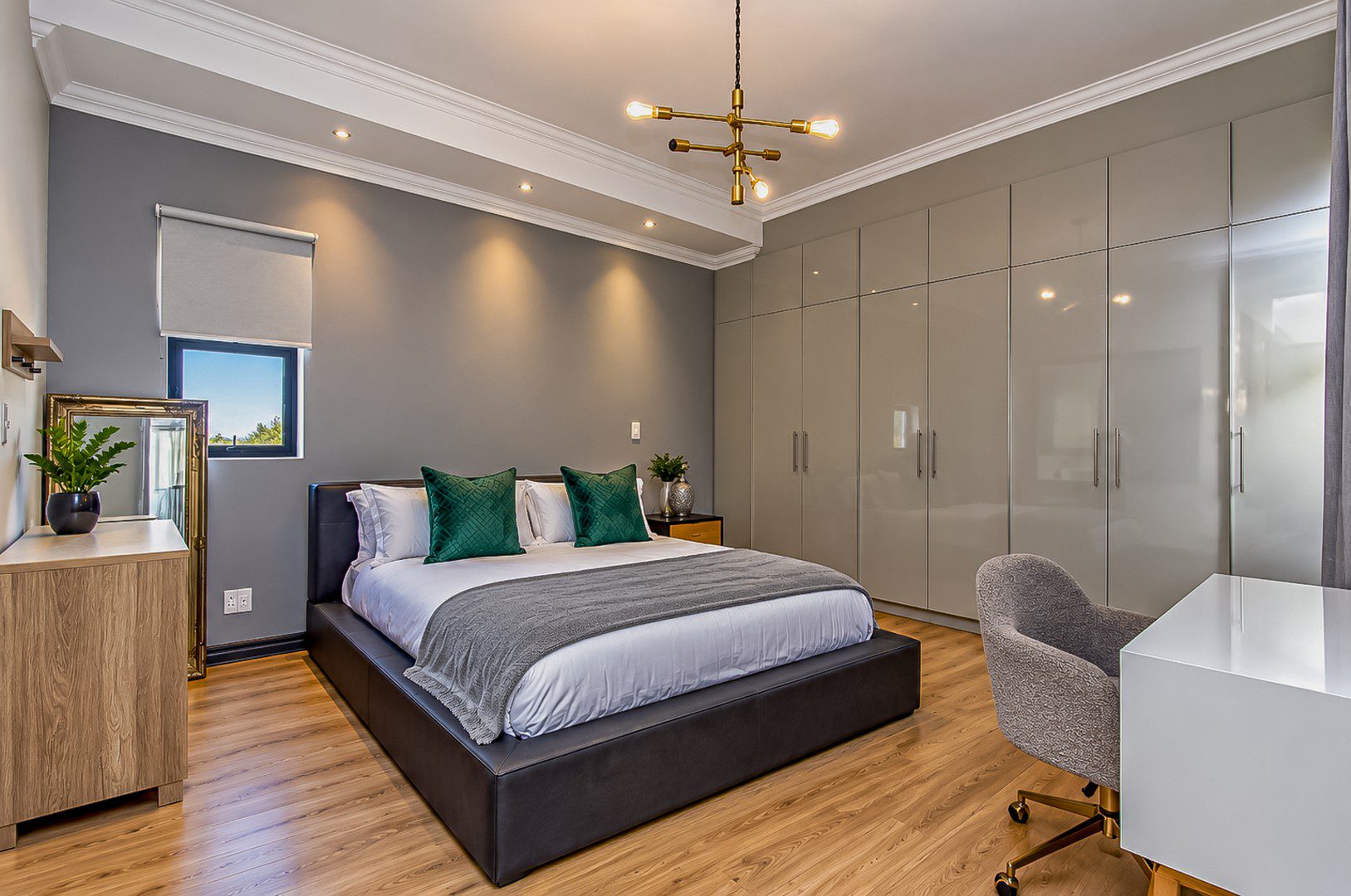 Hartbeespoort | Waterfront 5 Bedroom Home in The Islands Estate