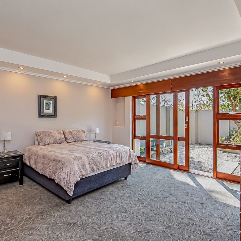 Northcliff | Prestigious 4 Bedroom Full-Title Residence