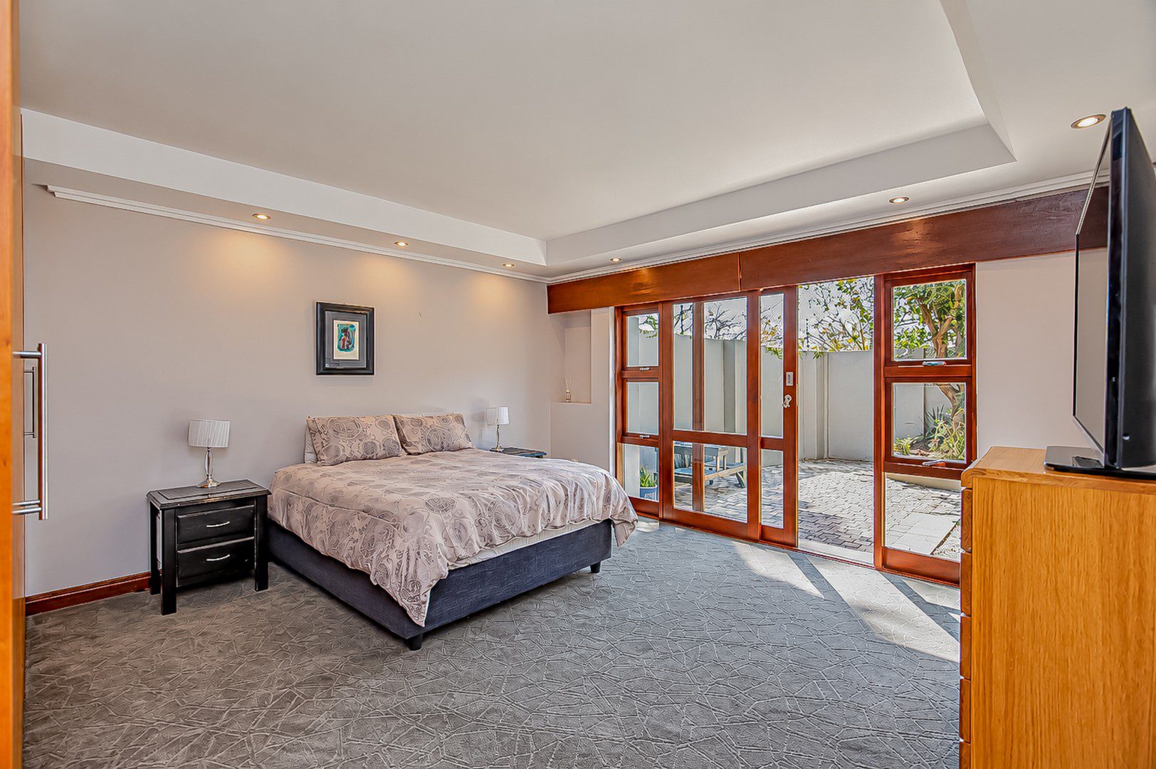Northcliff | Prestigious 4 Bedroom Full-Title Residence
