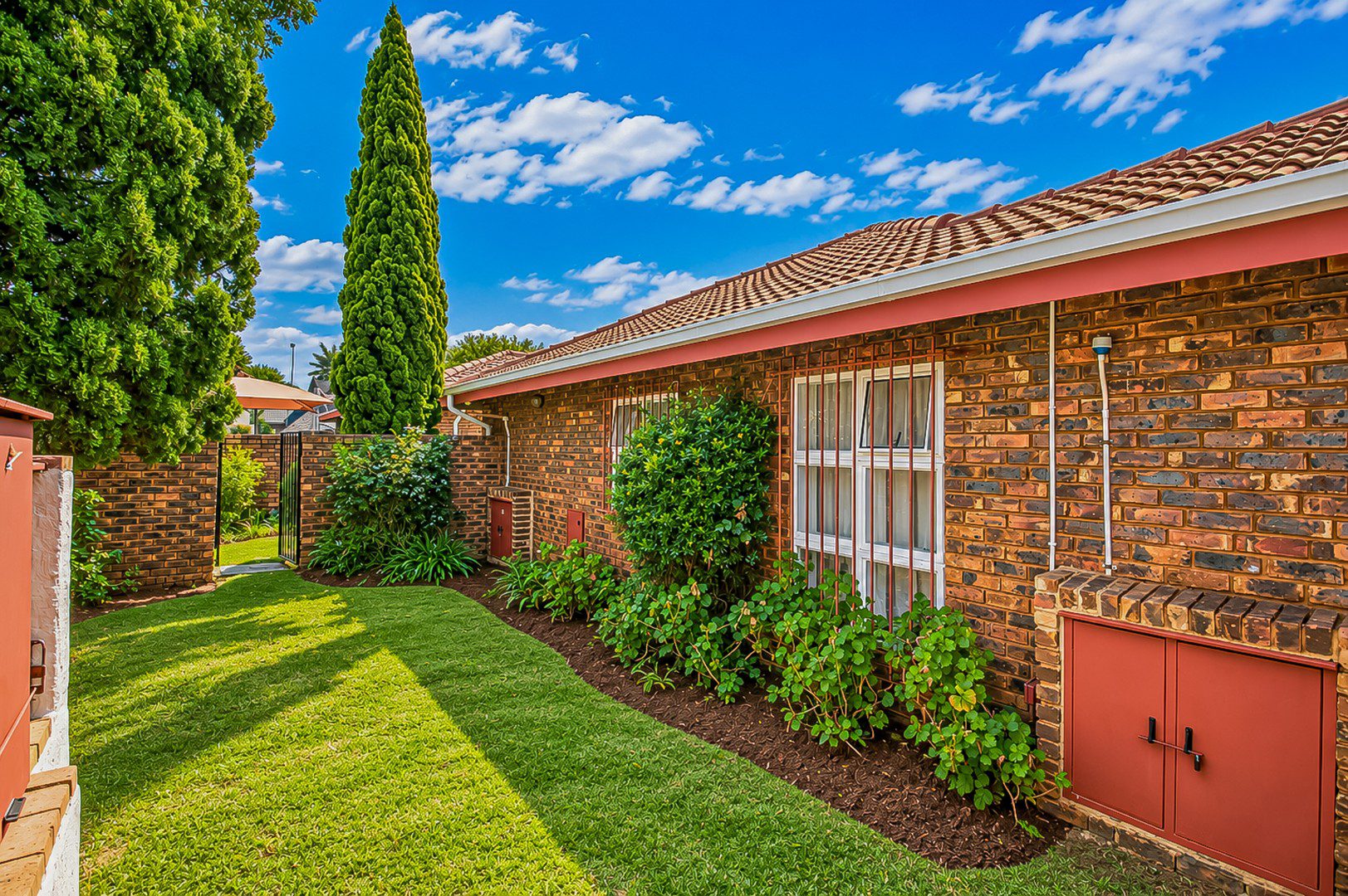 Mayfield Park | Neat 2-Bedroom Cluster Home