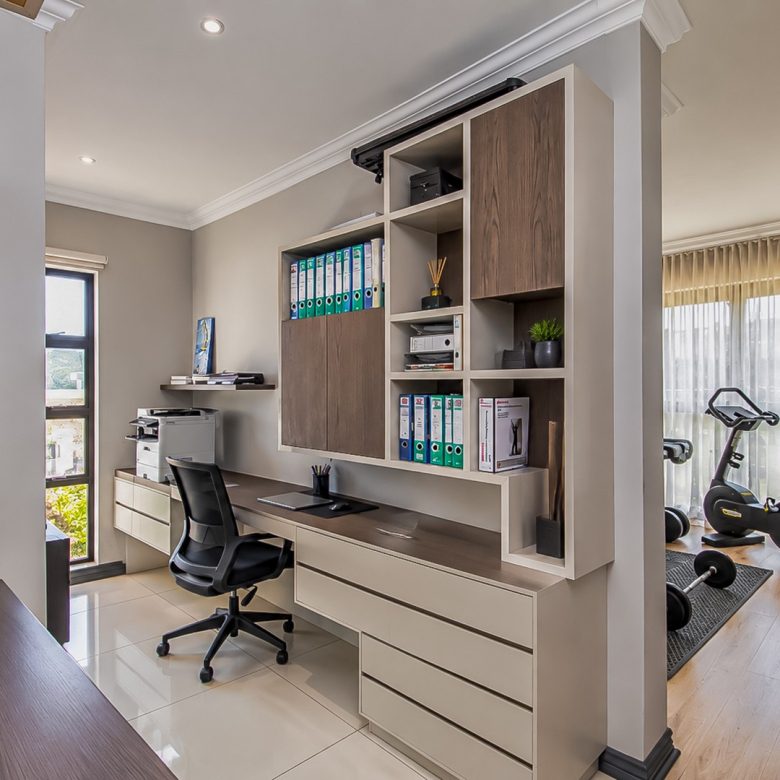 Hartbeespoort | Waterfront 5 Bedroom Home in The Islands Estate
