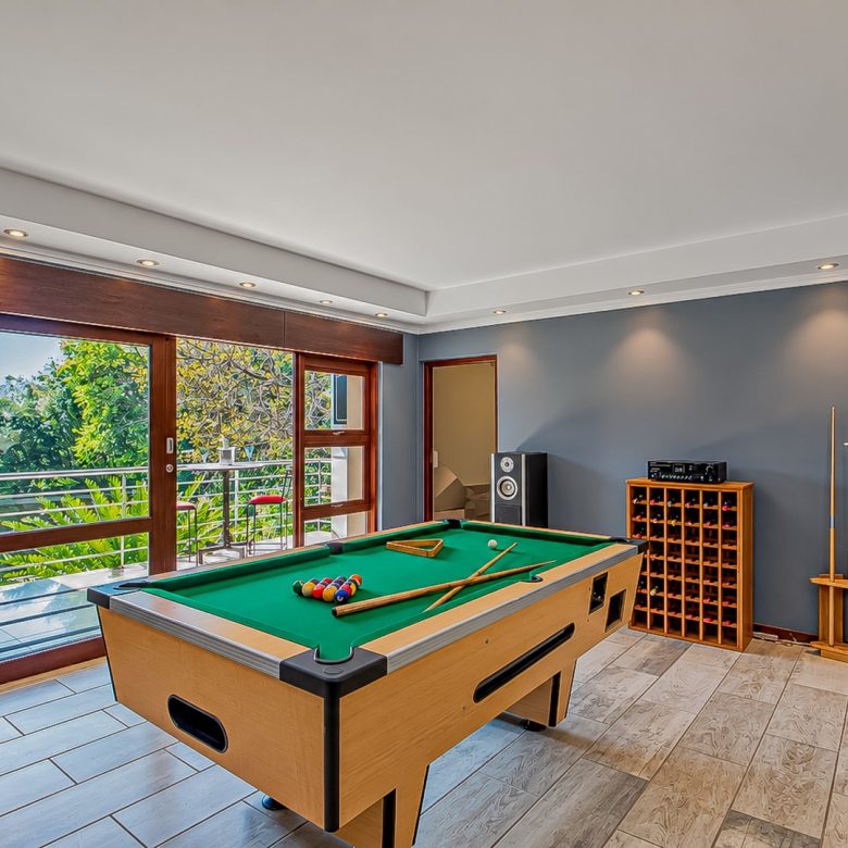 Northcliff | Prestigious 4 Bedroom Full-Title Residence