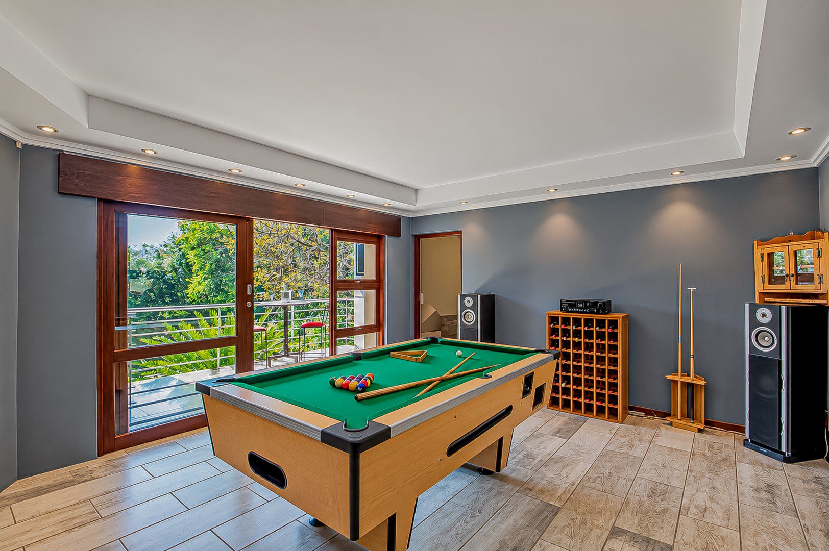 Northcliff | Prestigious 4 Bedroom Full-Title Residence