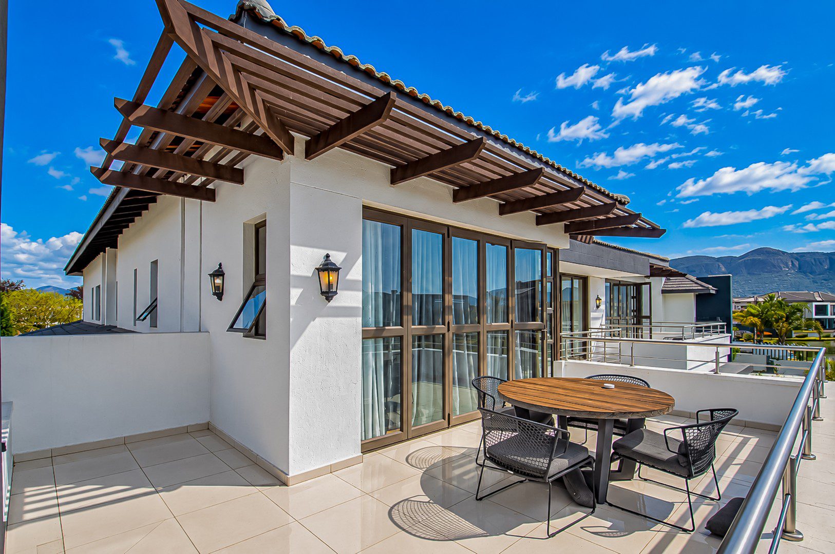 Hartbeespoort | Waterfront 5 Bedroom Home in The Islands Estate