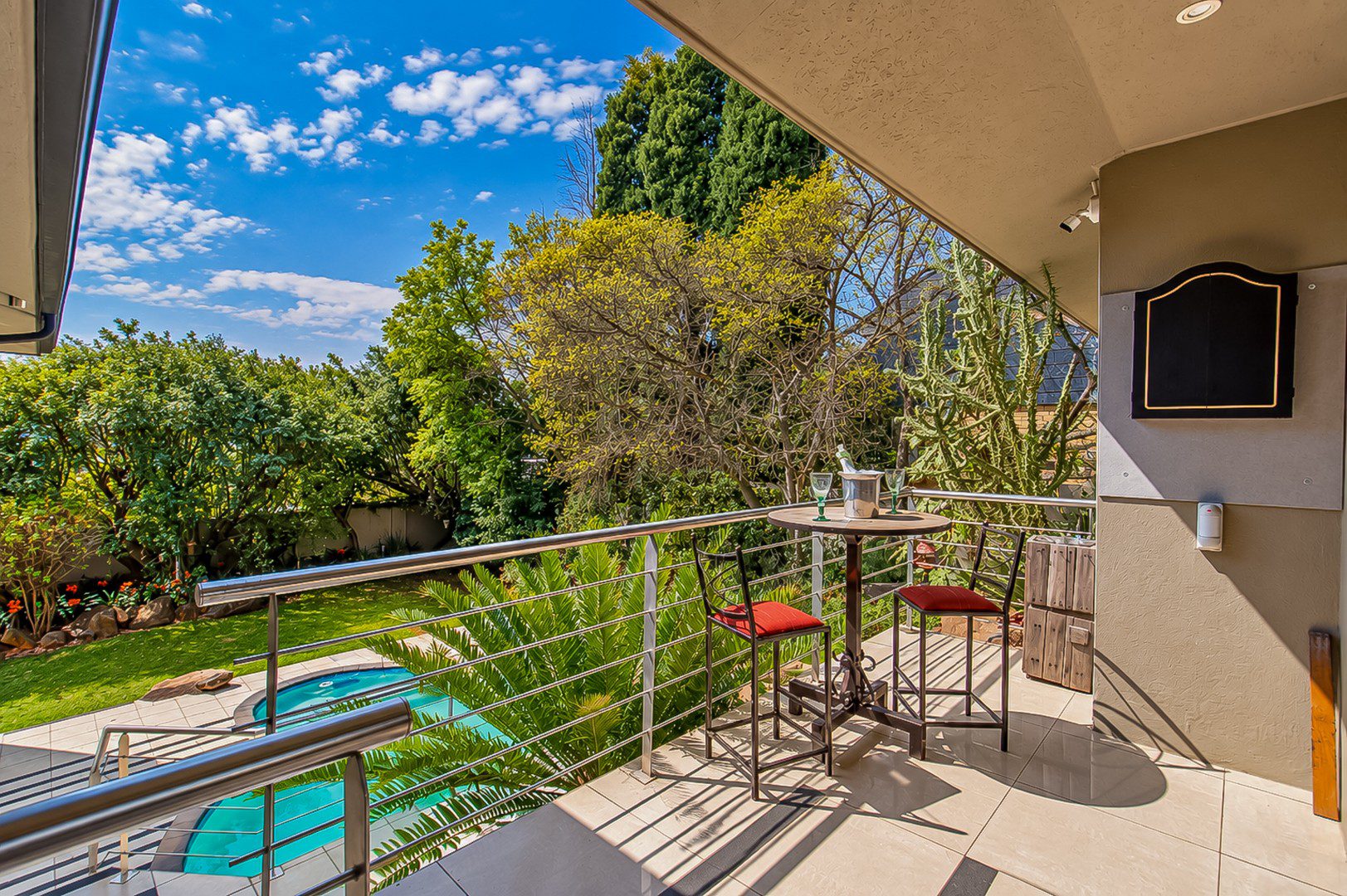 Northcliff | Prestigious 4 Bedroom Full-Title Residence