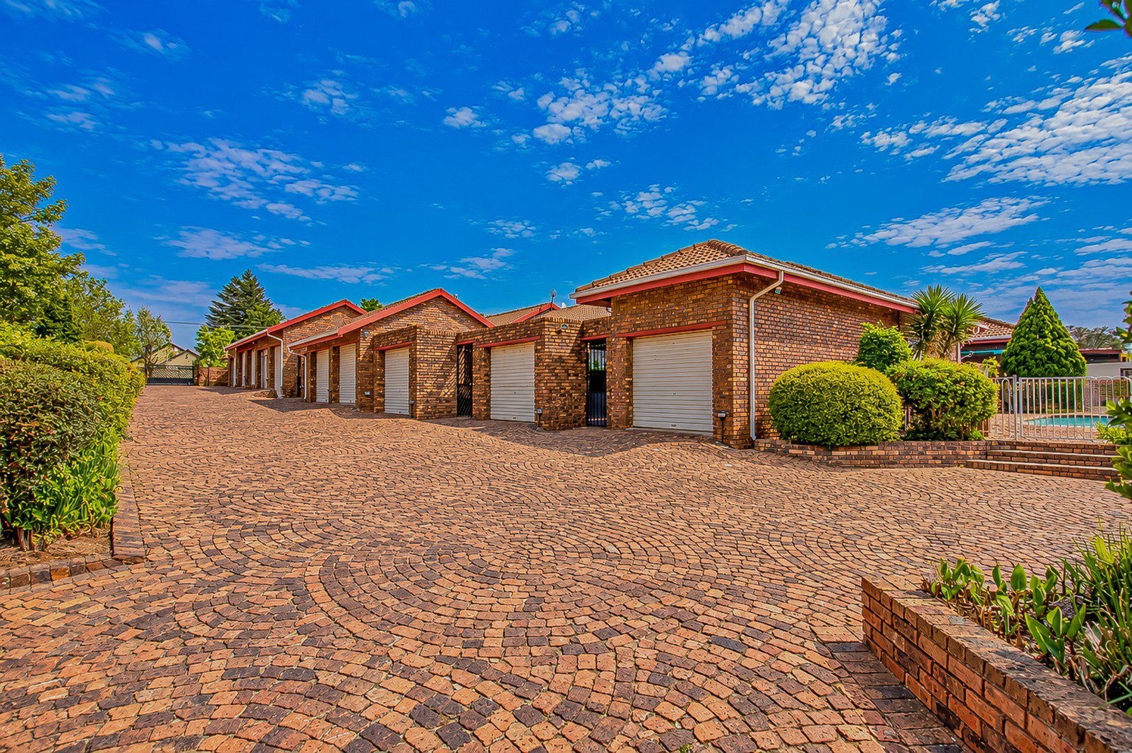 Mayfield Park | Neat 2-Bedroom Cluster Home