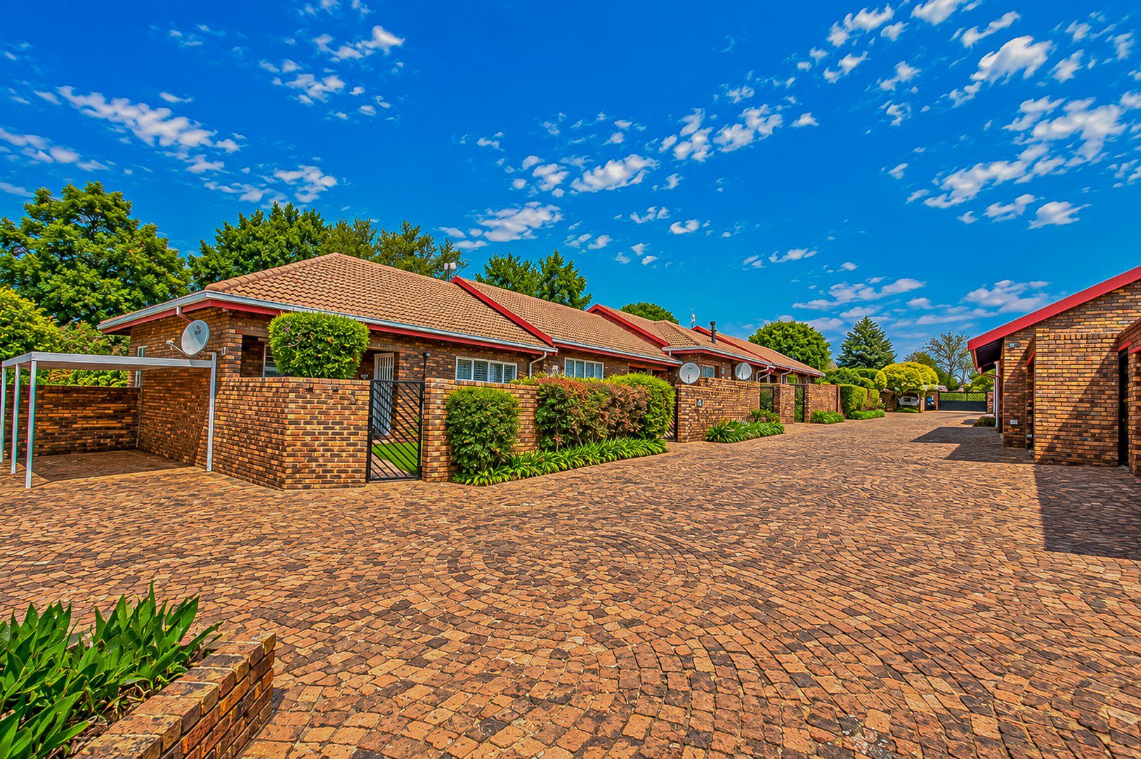 Mayfield Park | Neat 2-Bedroom Cluster Home