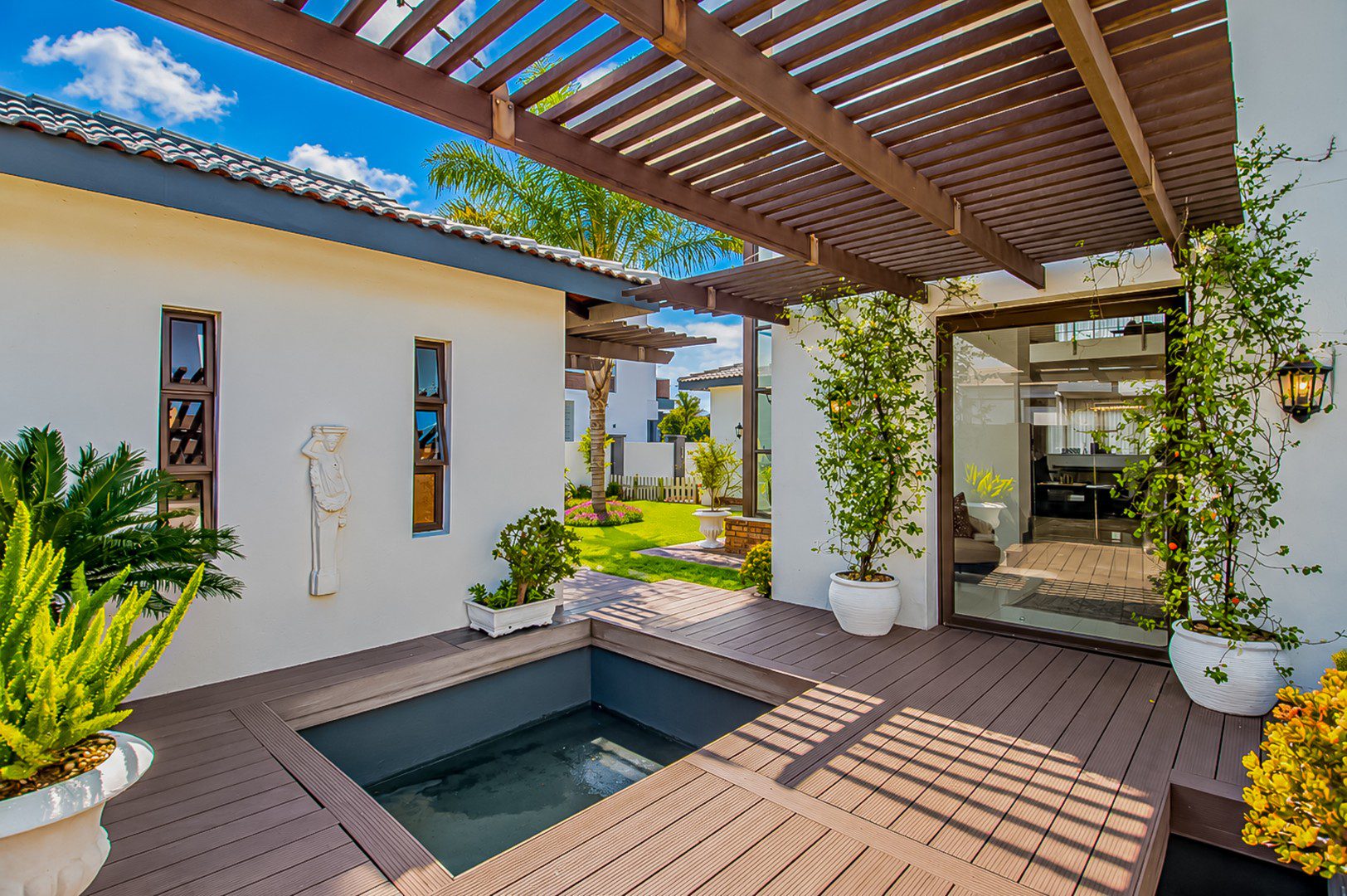 Hartbeespoort | Waterfront 5 Bedroom Home in The Islands Estate