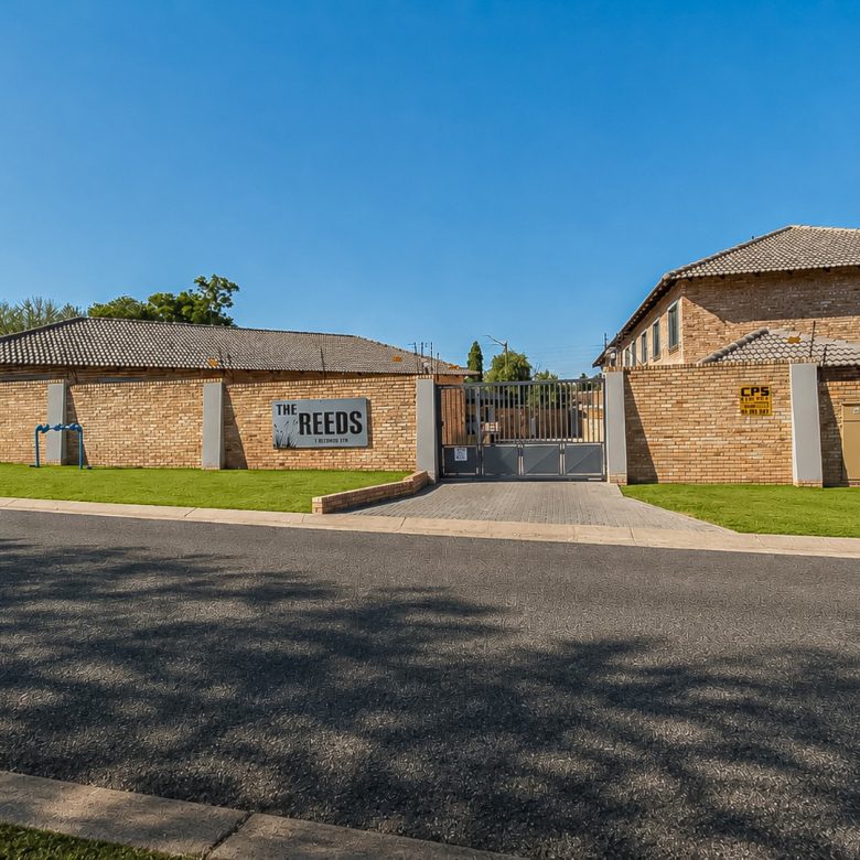 Brackendowns | Modern 3 Bedroom Duplex