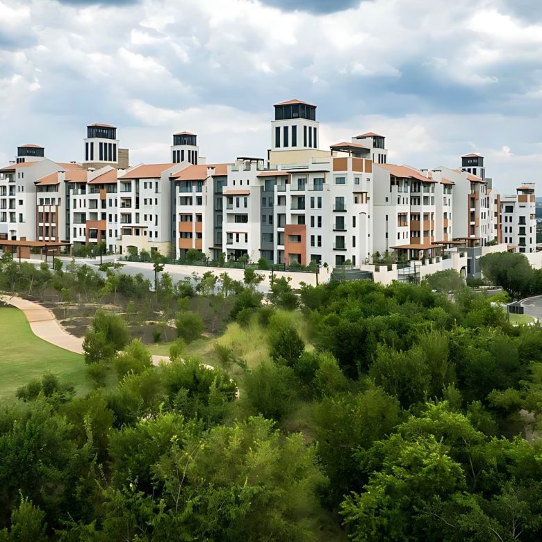 Steyn City | Luxury 3 Bedroom Garden Apartment