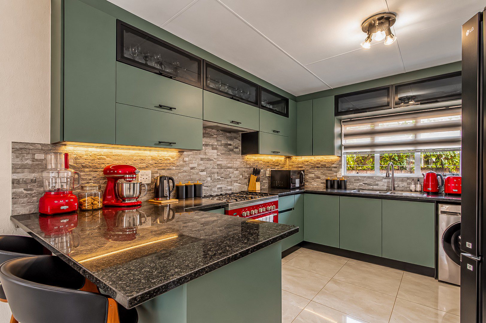 Mayfield Park | Neat 2-Bedroom Cluster Home
