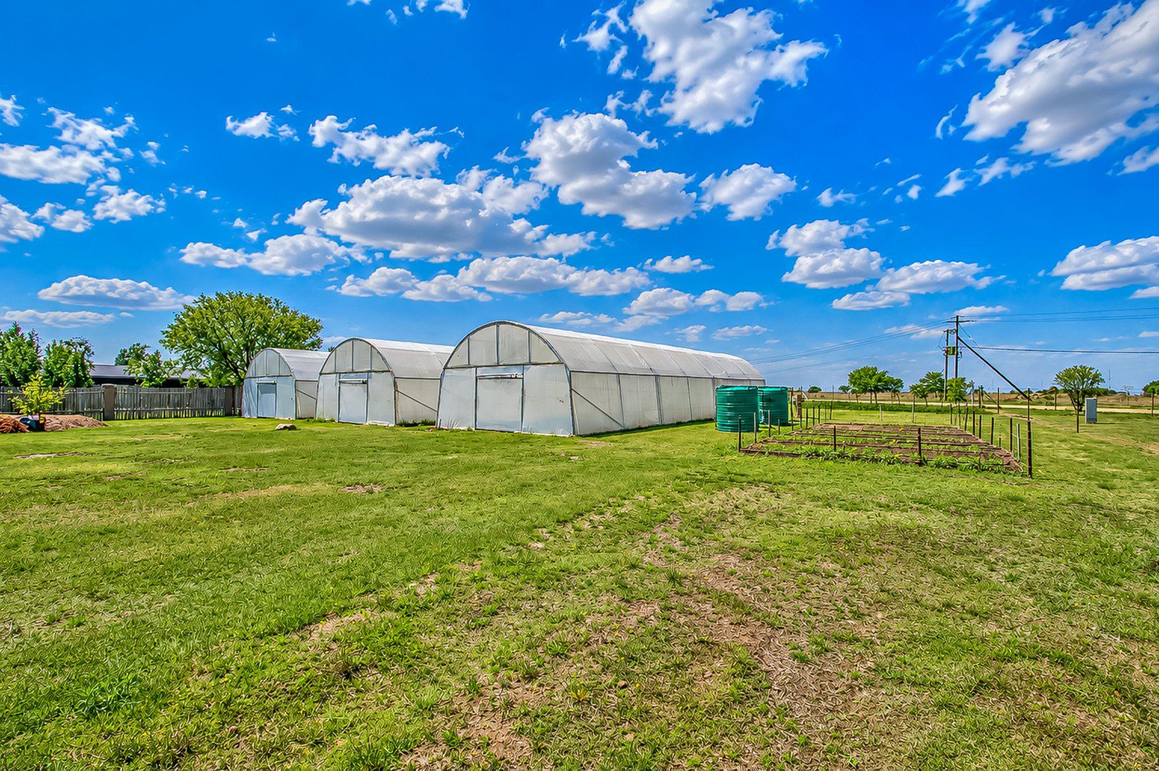 Oranjeville / Vaaldam | 5-Tunnel Agricultural Holding — ~2.83 ha Turnkey Ag Infrastructure