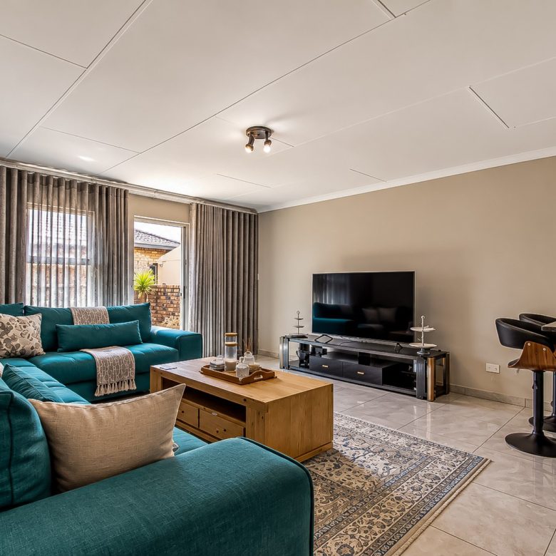 Mayfield Park | Neat 2-Bedroom Cluster Home