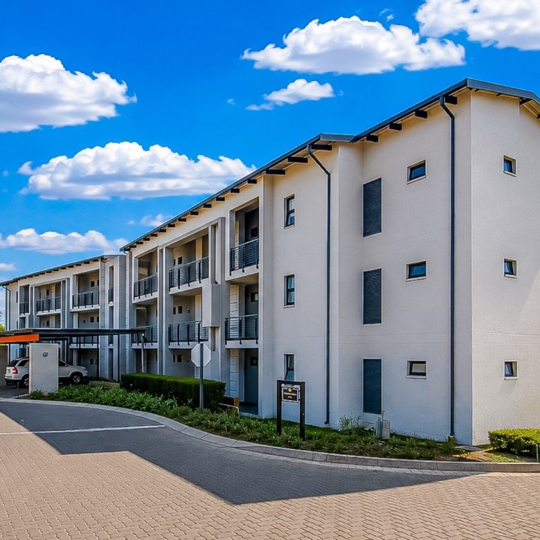 Randburg | Pristine 2-Bedroom Sectional Title Apartment