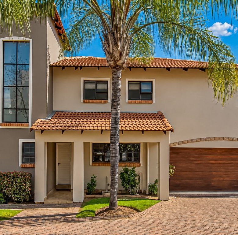 Glenvista | Spacious 3-Bedroom Cluster with Private Garden