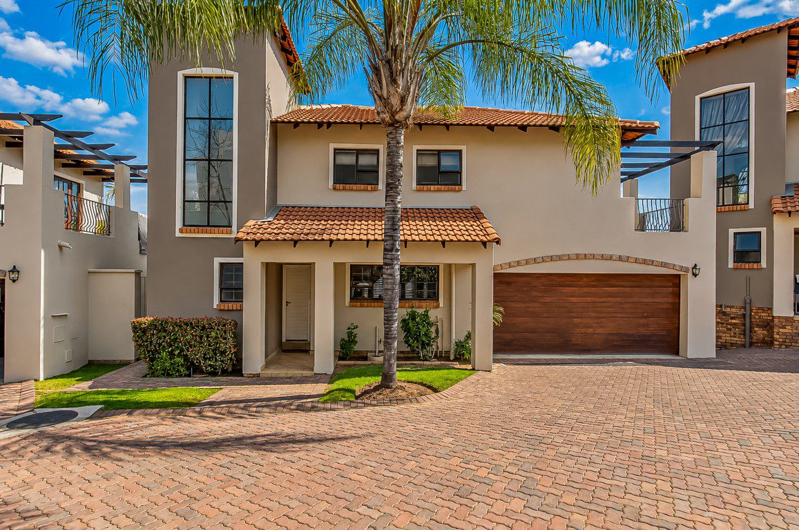 Glenvista | Spacious 3-Bedroom Cluster with Private Garden