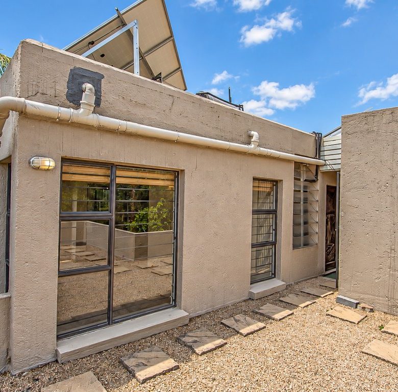 Helderkruin, Roodepoort | Off-Grid Family Home Next to Kloofendal Nature Reserve
