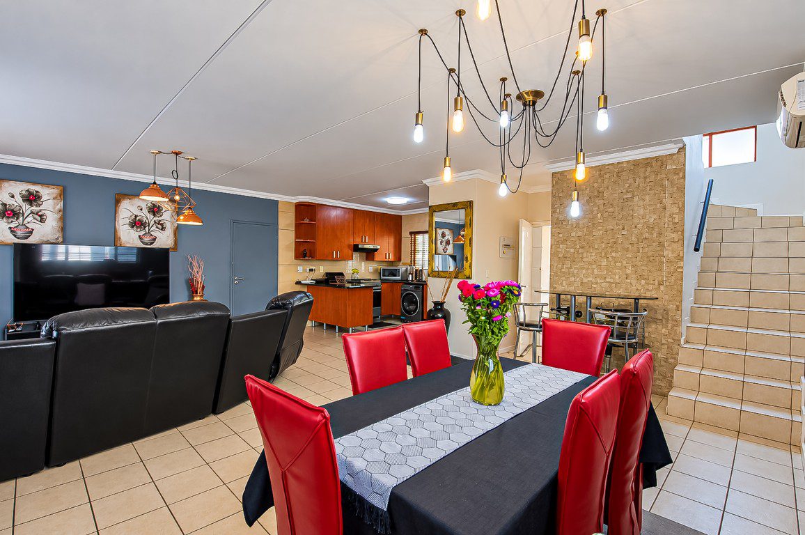 Glenvista | Spacious 3-Bedroom Cluster with Private Garden
