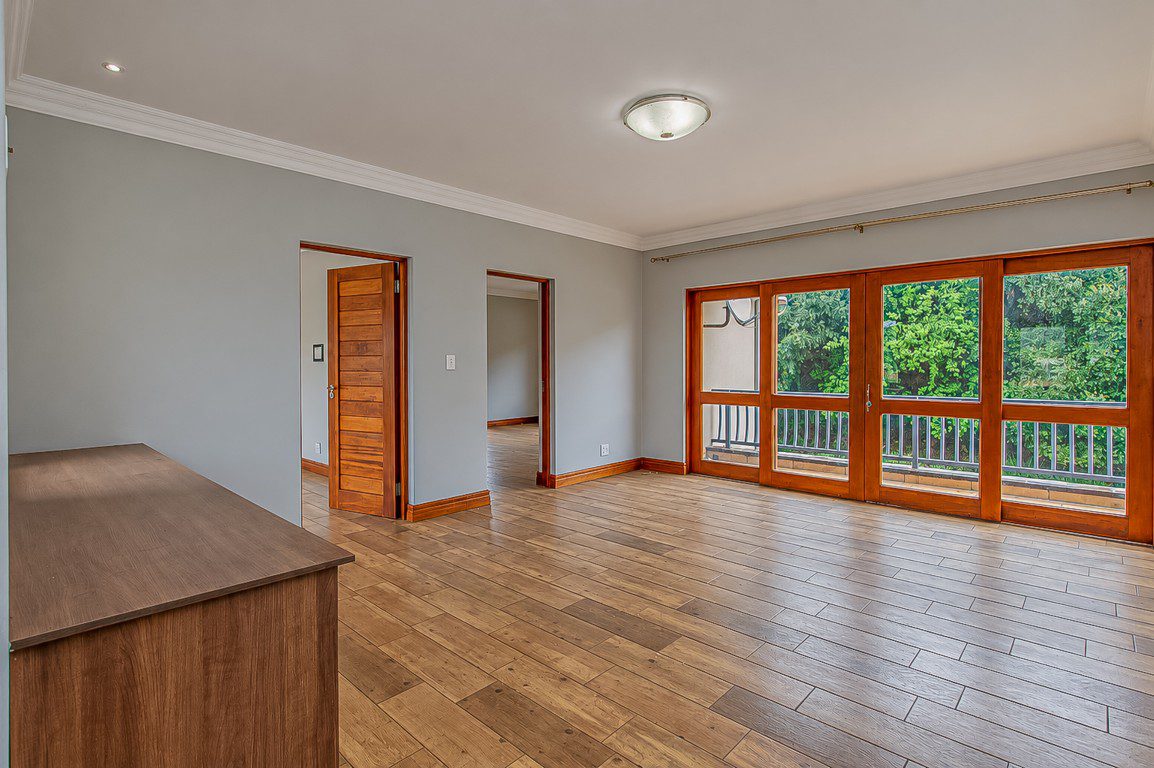 Hartbeespoort | Luxury 5 Bedroom Eco-Estate Home with Panoramic Dam Views