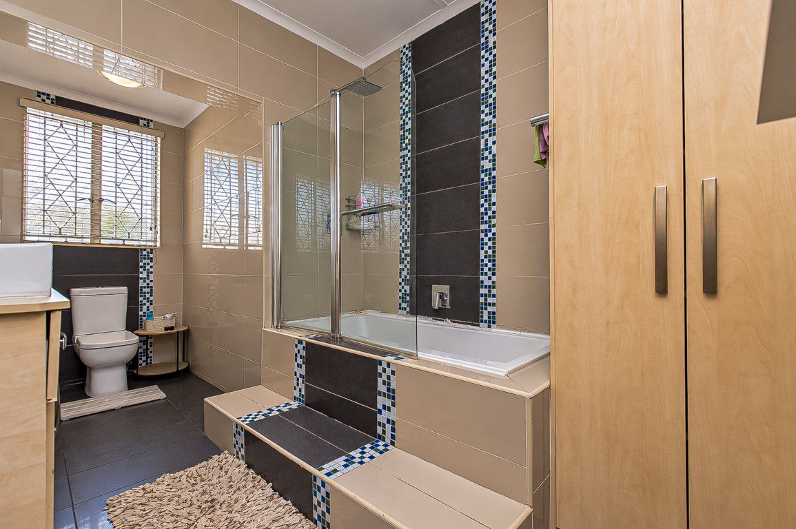 Orange Grove, Johannesburg | Urgent Disposal | Full Title Double Stand