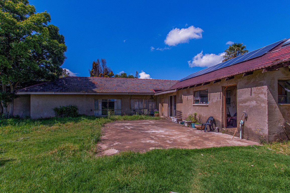Rynfield, Benoni | Full Title 8-Bedroom Home