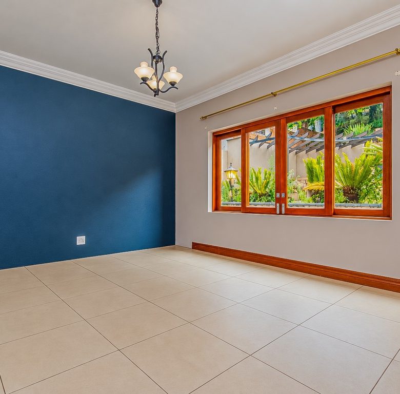 Hartbeespoort | Luxury 5 Bedroom Eco-Estate Home with Panoramic Dam Views