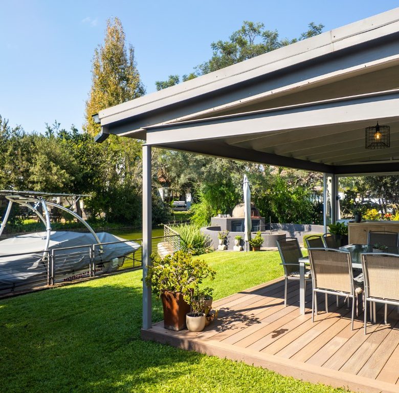 Hartbeespoort | Luxury Canal-Front Home with Private Boat Mooring