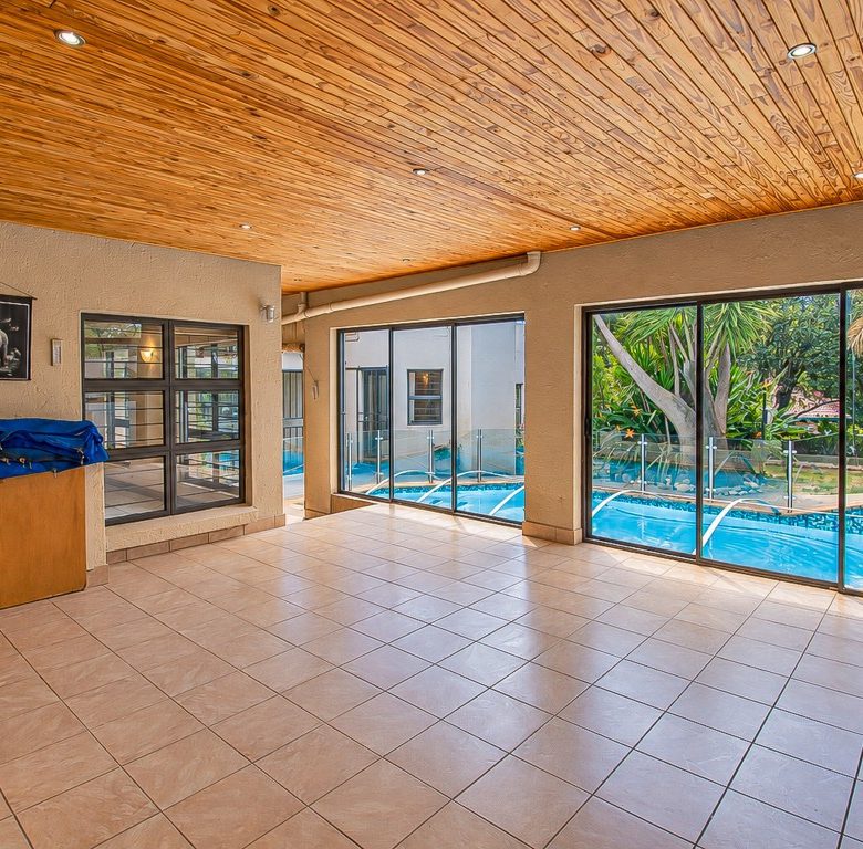 Helderkruin, Roodepoort | Off-Grid Family Home Next to Kloofendal Nature Reserve