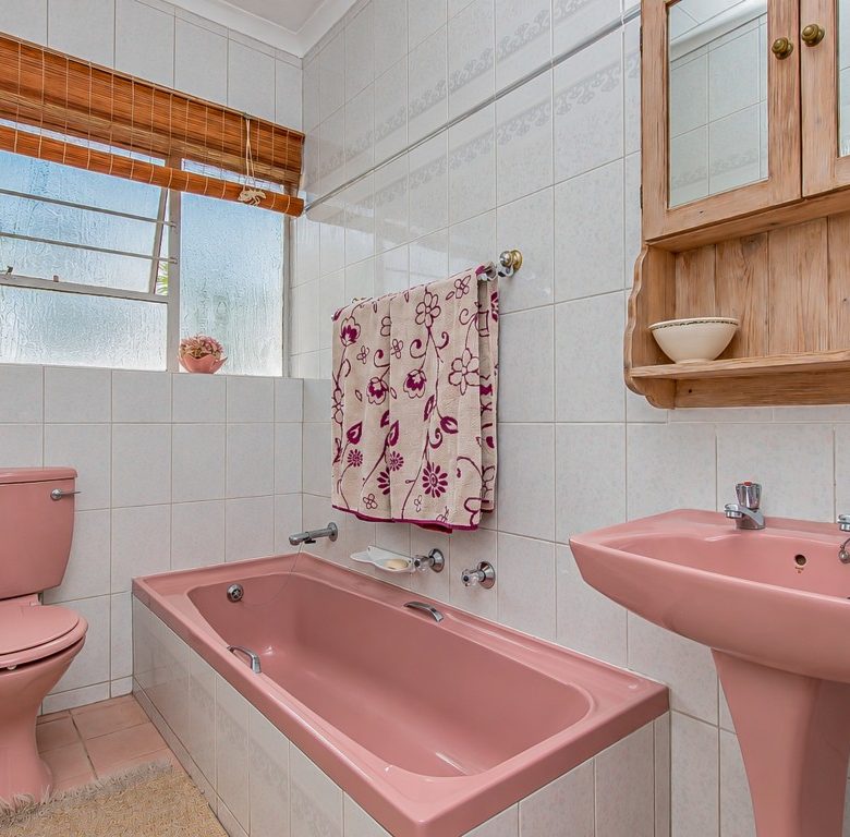 Kibler Park | Spacious 5 Bedroom Home on ±2 280 m²
