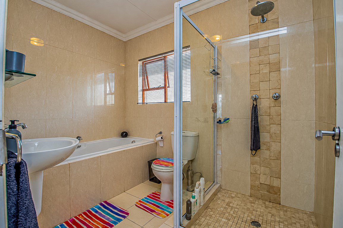 Glenvista | Spacious 3-Bedroom Cluster with Private Garden