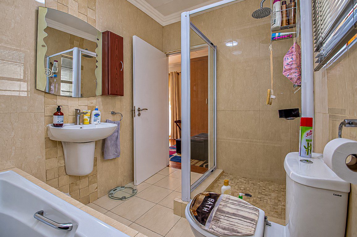 Glenvista | Spacious 3-Bedroom Cluster with Private Garden
